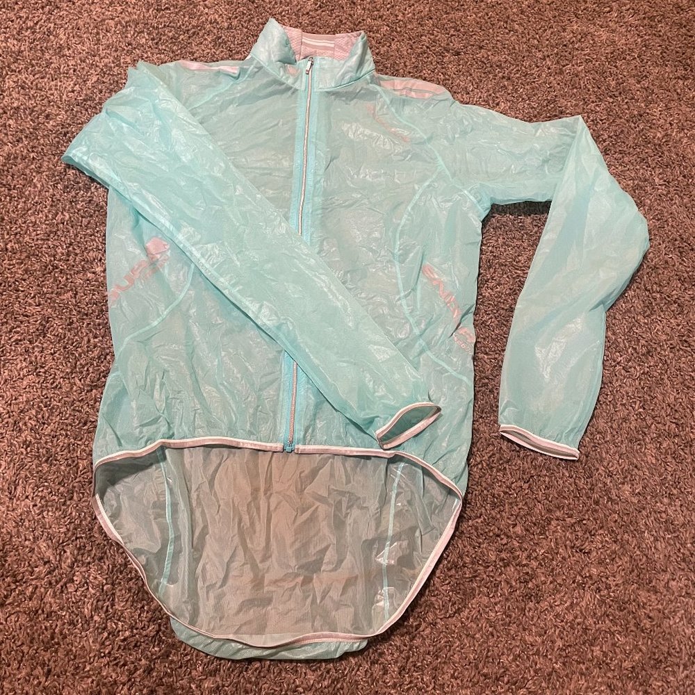 Women's Endura Adrenaline Race Cape Light Blue